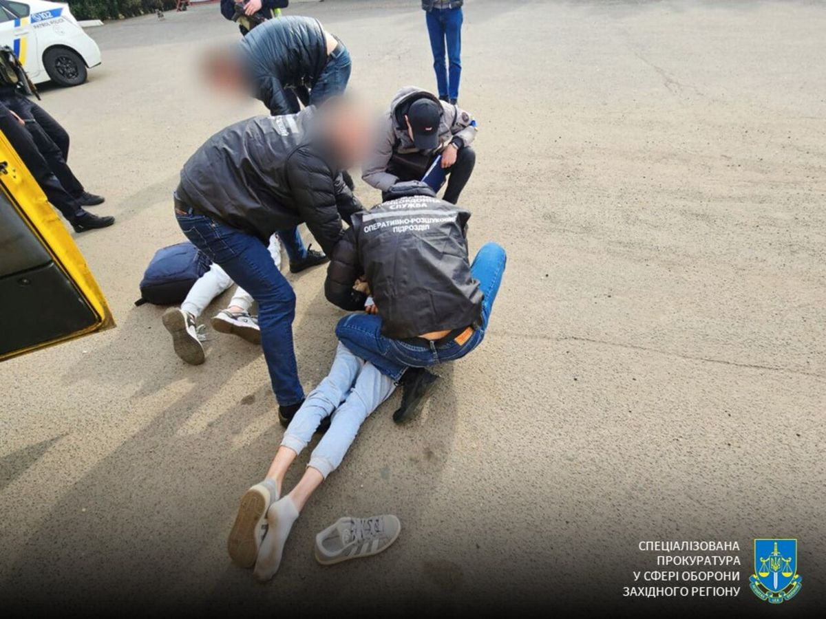 На Волині 20-річного жителя Рівненщини викрили на переправленні ухилянта у Білорусь