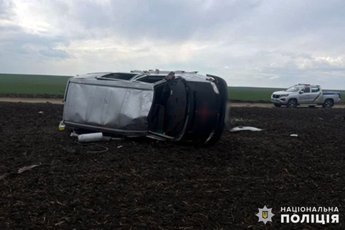 На Хмельниччині пʼяний водій спричинив ДТП, є загиблий і травмовані