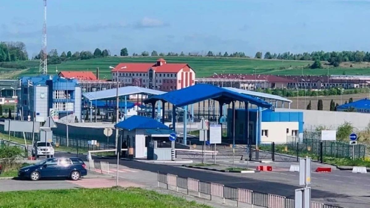 Біля кордону з Польщею на Львівщині за 25 млн євро облаштують автостоянки для вантажівок