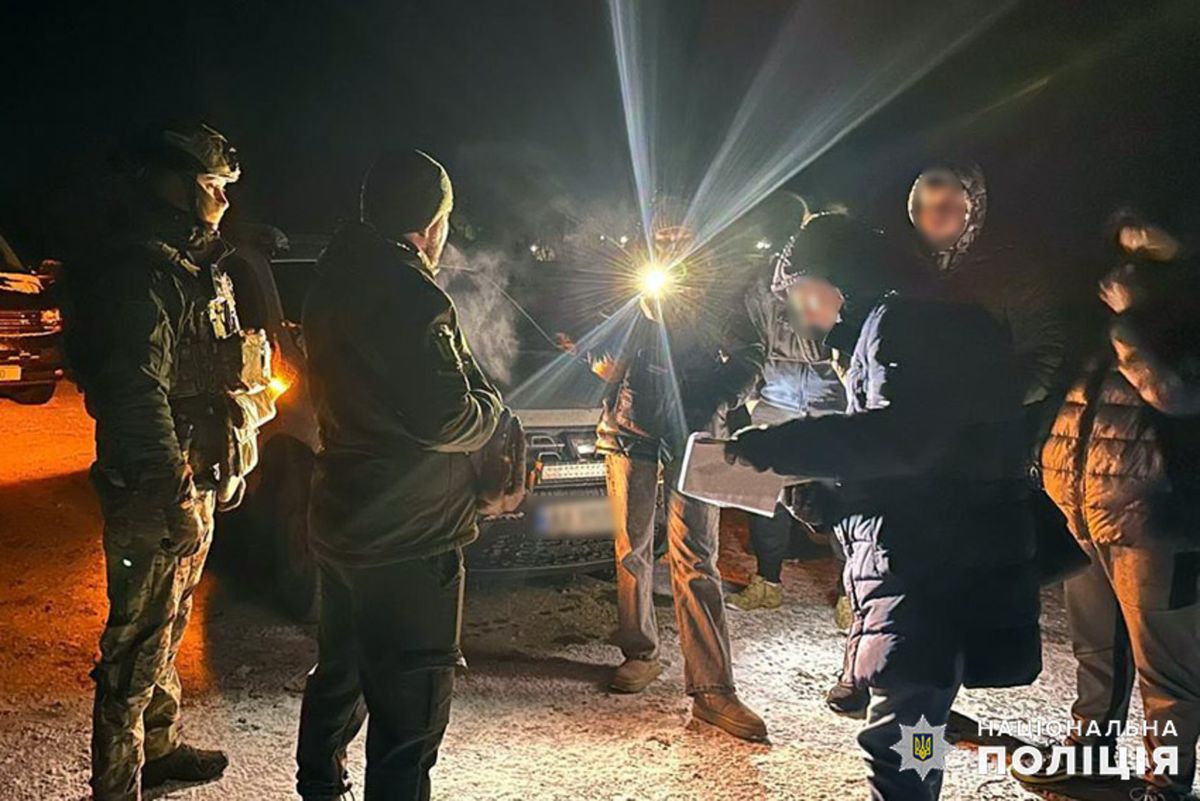 Мешканець Хмельниччини спільно з працівником ТЦК організував переправлення ухилянтів