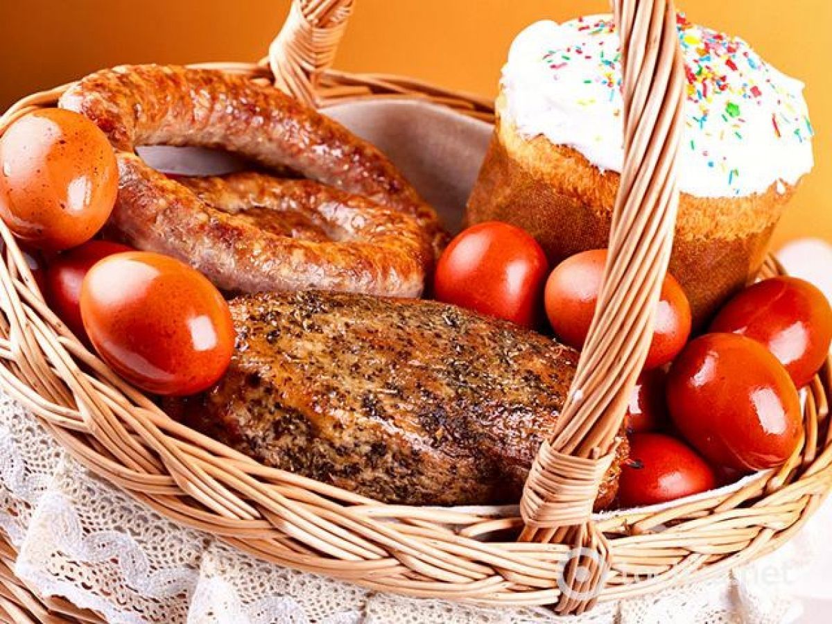 Соковита домашня шинка у великодній кошик. Рецепт дня