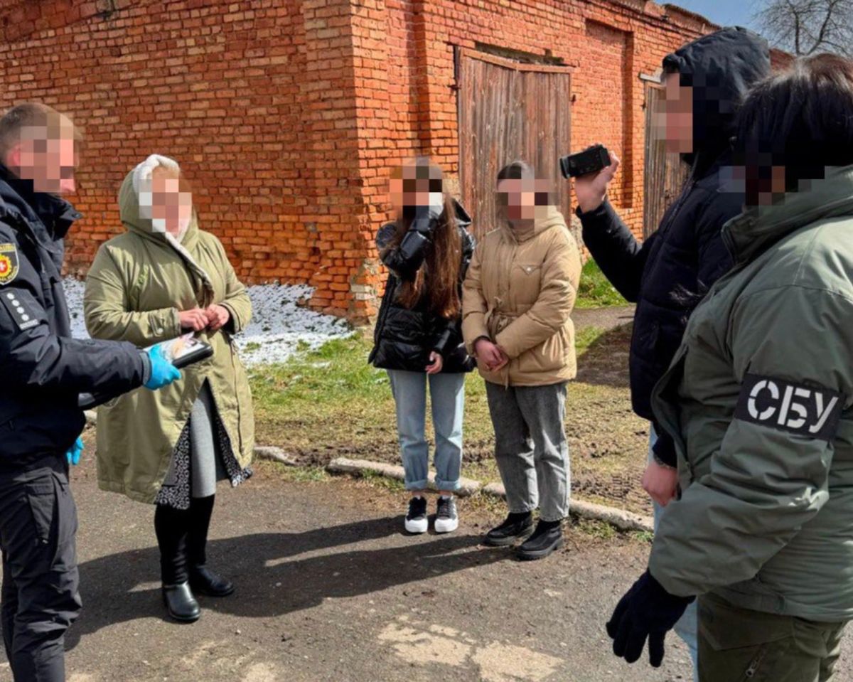 Директорку держустанови на Рівненщині затримали на 50 тис. грн хабара від підприємця