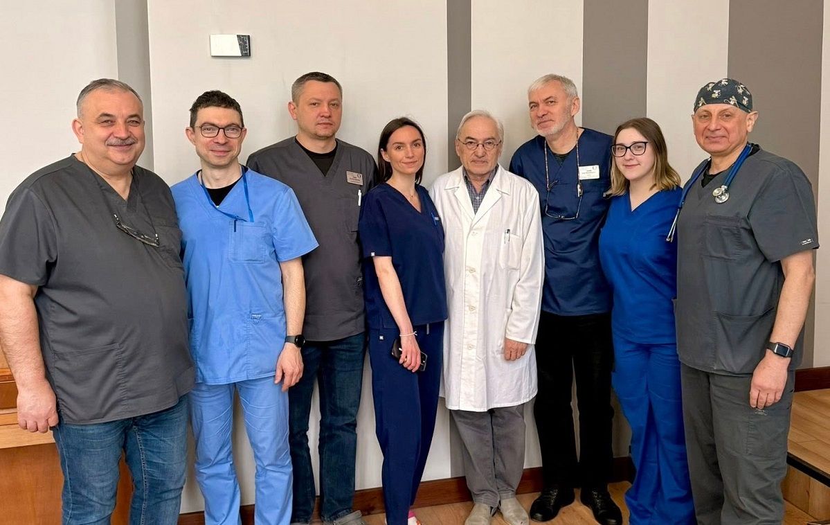 Команда спеціалістів, яка повернула усмішку на обличчя підлітка