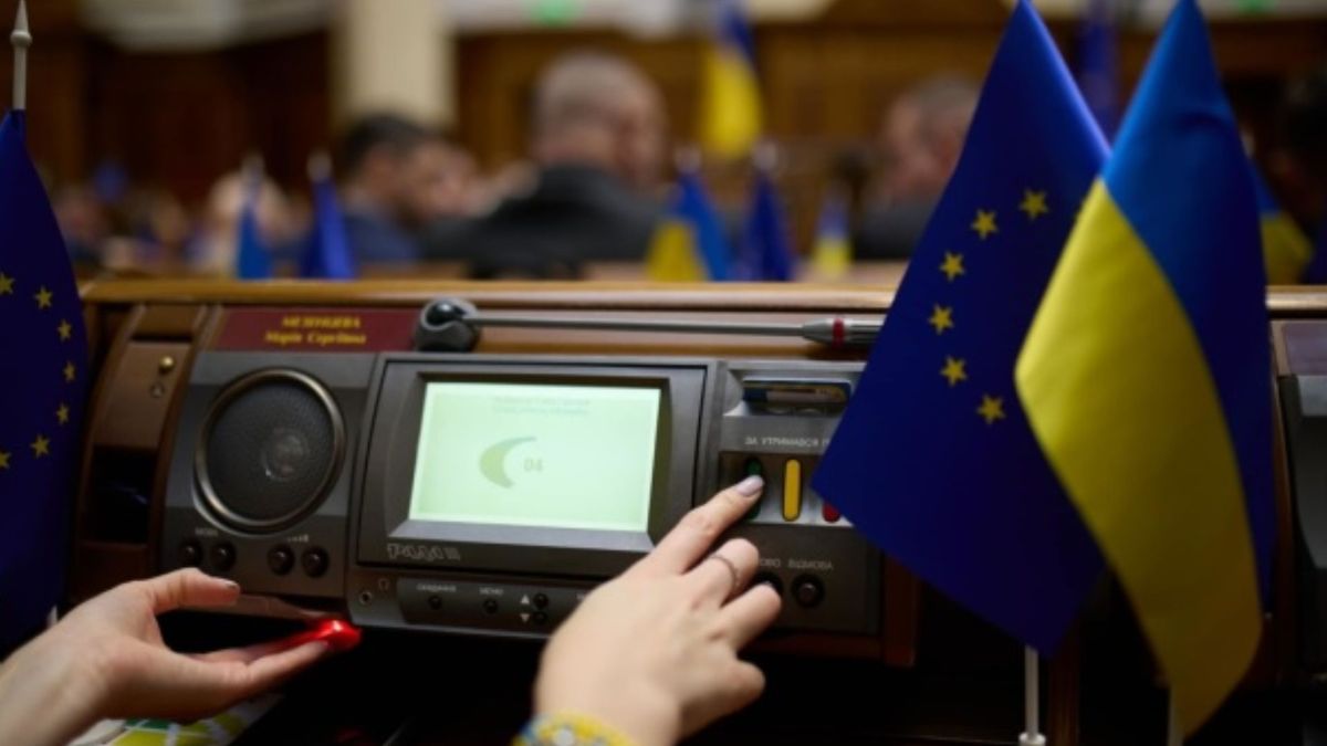 Хто списує мерів одним папірцем