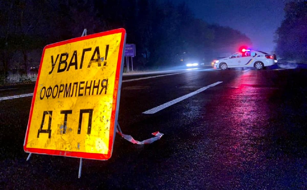 На трасі біля Миколаєва вантажівка на смерть збила 53-річного пішохода