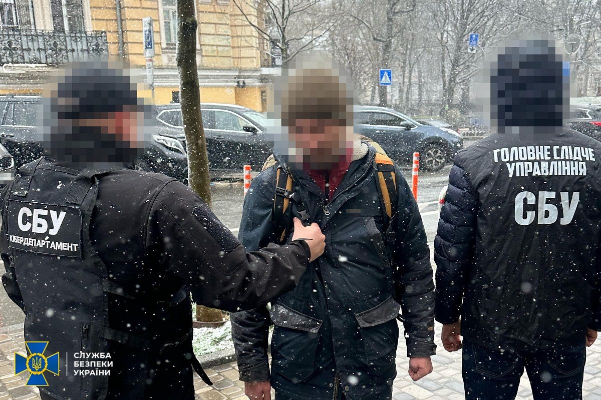 СБУ затримала звукорежисера відомої радіостанції за підготовку терактів у центрі Києва 