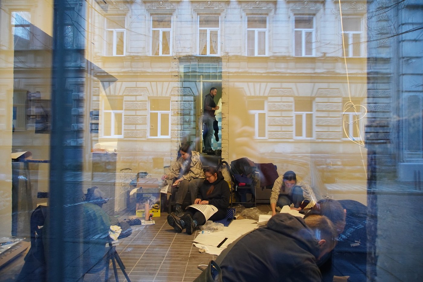 Облаштування простору. Фото Анни Ютченко