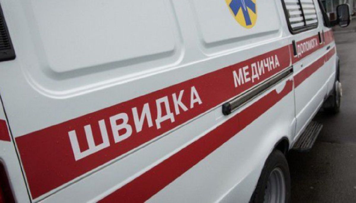 У Новому Роздолі з вікна третього поверху випала 4-річна дівчинка
