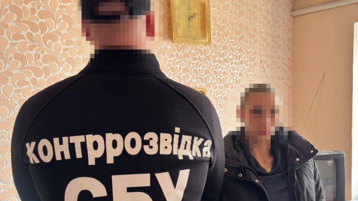 На Хмельниччині затримали зрадницю, яка готувала атаки росіян по аеродромах ЗСУ
