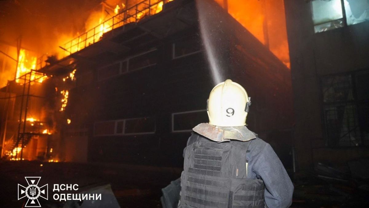 Російські війська масовано атакували густонаселений район Одеси