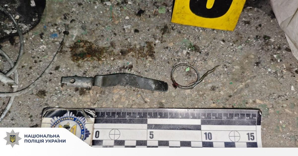 У Калуші внаслідок вибуху гранати у під’їзді п’ятиповерхівки госпіталізували місцевого мешканця