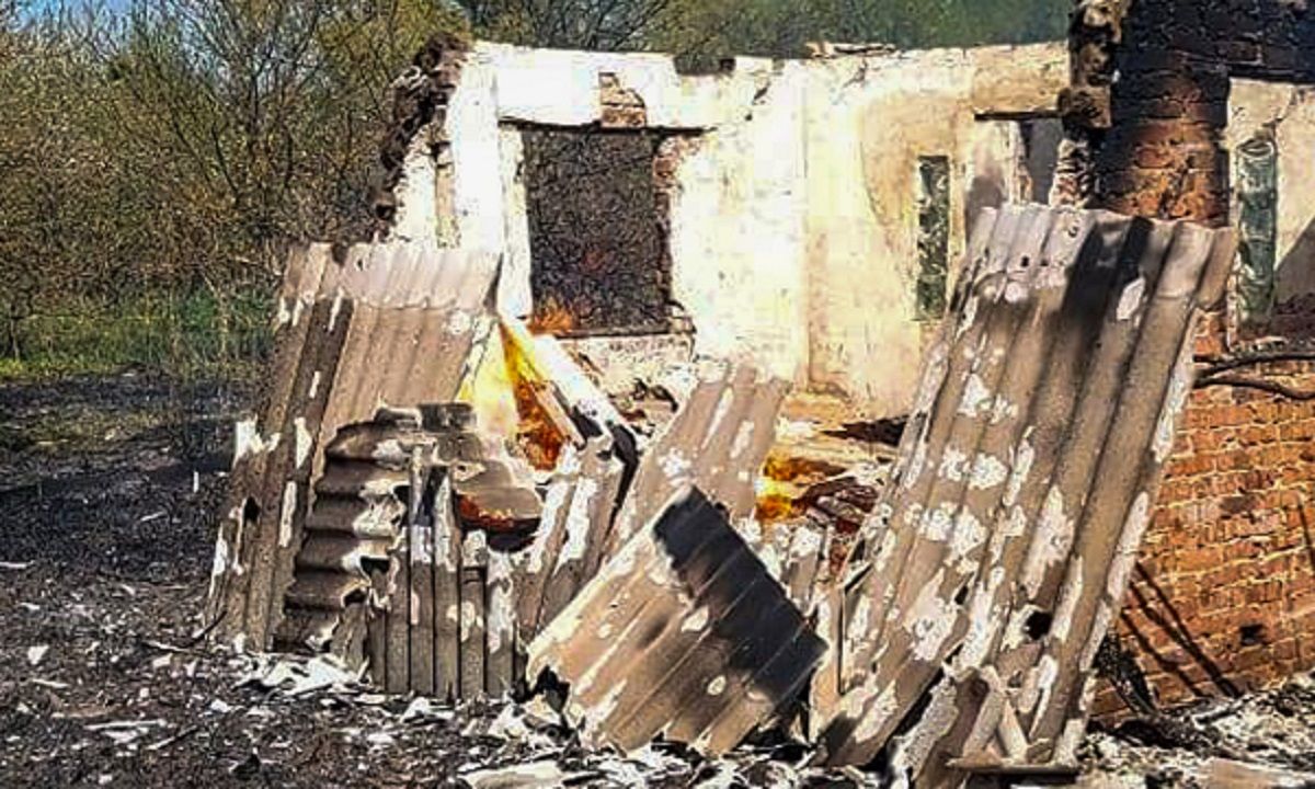 Через підпал сухостою в селі на Львівщині згоріли 11 дачних будинків