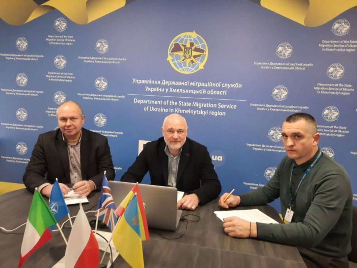 У начальника міграційної служби Хмельниччини знайшли незадеклароване майно на 27,8 млн грн