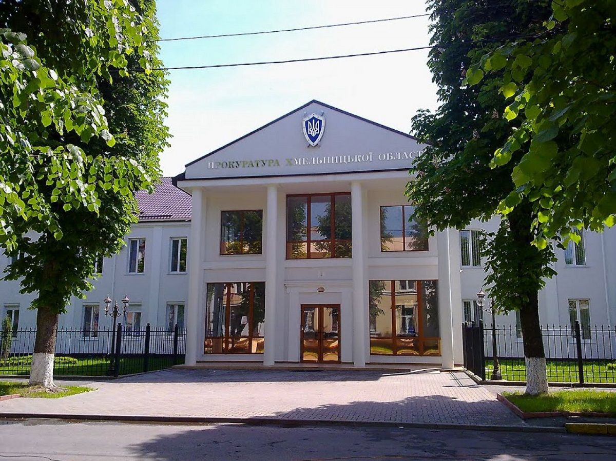 На Хмельниччині з 63 прокурорів з інвалідністю повторну перевірку пройшли лише 26
