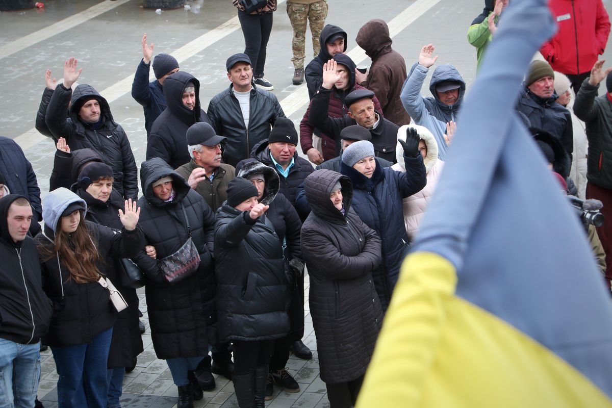 ТВК не розглянула підписи про відкликання депутатів Славської ОТГ через вихід з комісії 4 членів