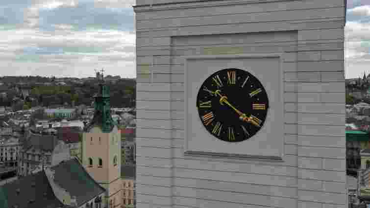 Для відвідувачів відкрили оглядову вежу львівської ратуші у будні