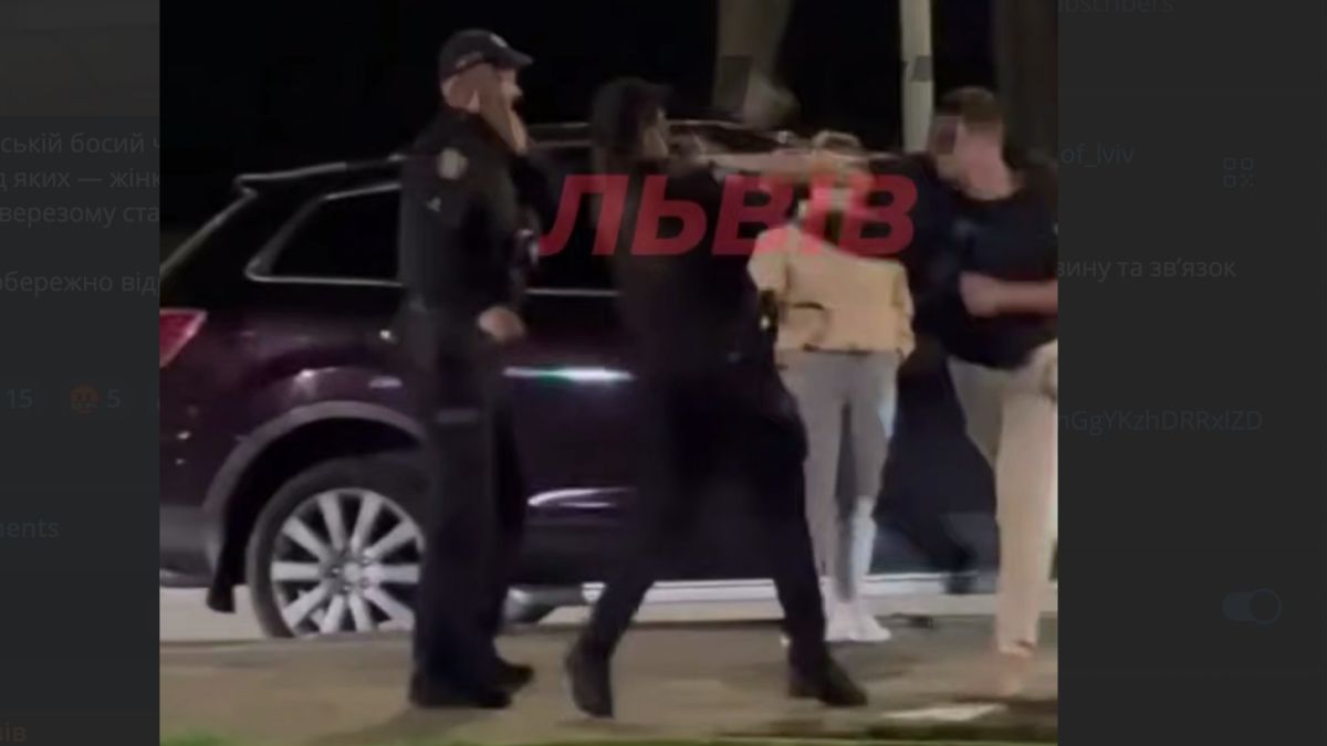 Учасник дорожнього конфлікту у Львові побив поліцейських