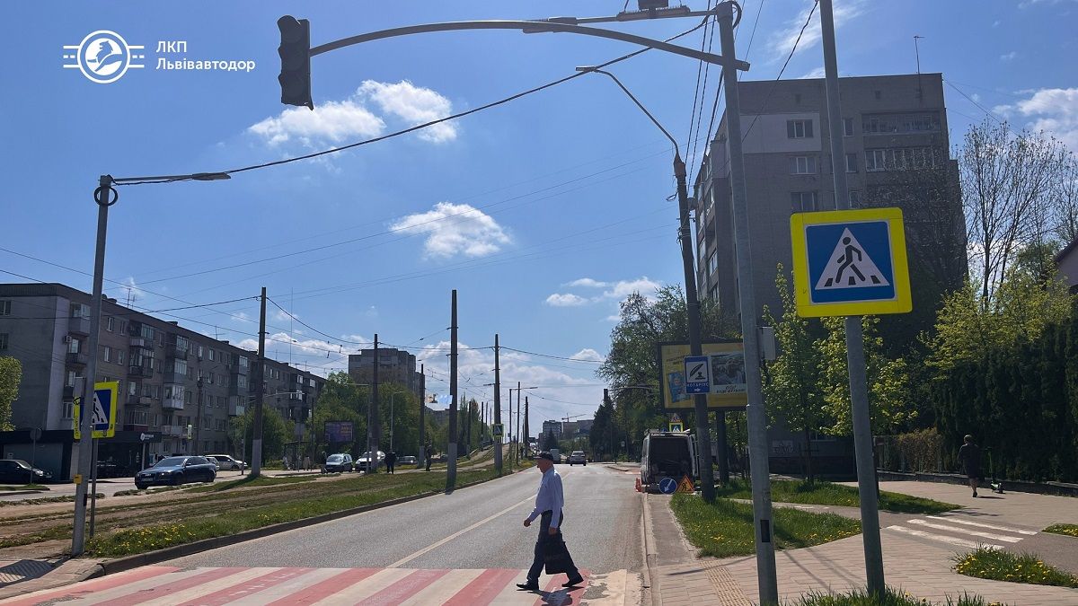 На аварійній ділянці вулиці Княгині Ольги у Львові встановили нові світлофори