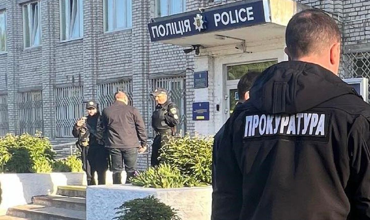 СБУ проводить обшуки в Шептицькому райвідділі поліції