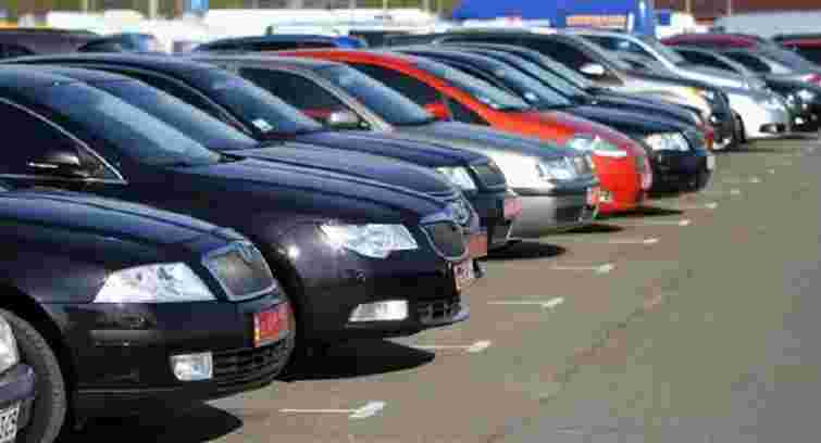 Торговця автомобілями з Львівщини викрили на несплаті 19 млн грн податків