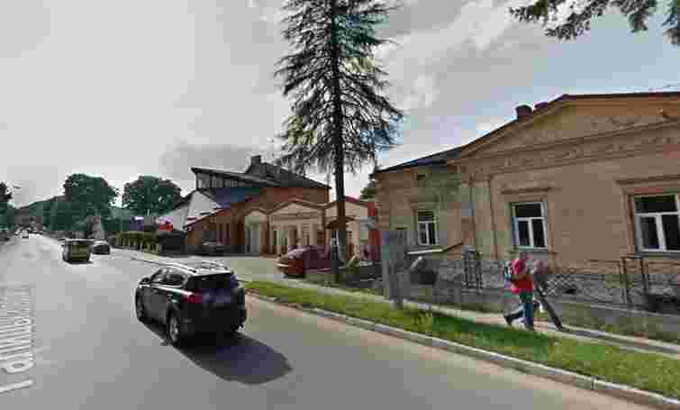 Львівська місьрада не змогла відсудити в ексрегіонала приміщення у Винниках