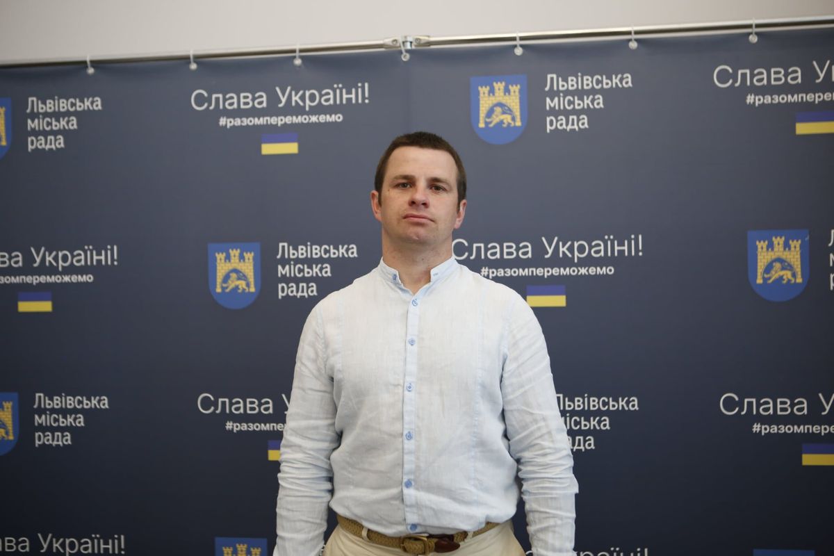 Новим депутатом Львівської міської ради став ультрас «Карпат» Тарас Павлів