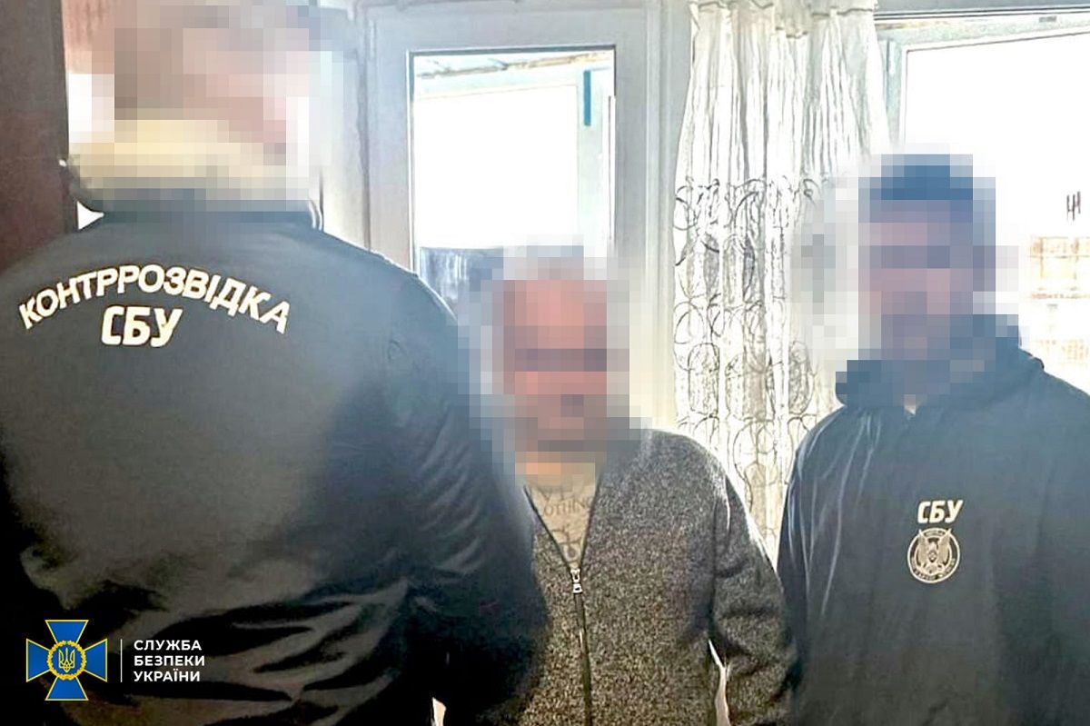 СБУ викрила залізничника на спробі навести удари на військову техніку та авіабази Сил оборони