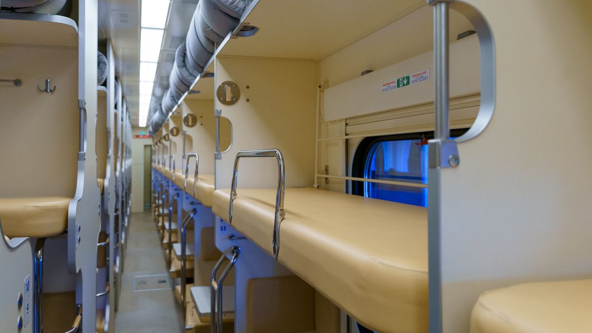 Зі Львова до Харкова і Краматорська курсуватимуть нові плацкартні вагони