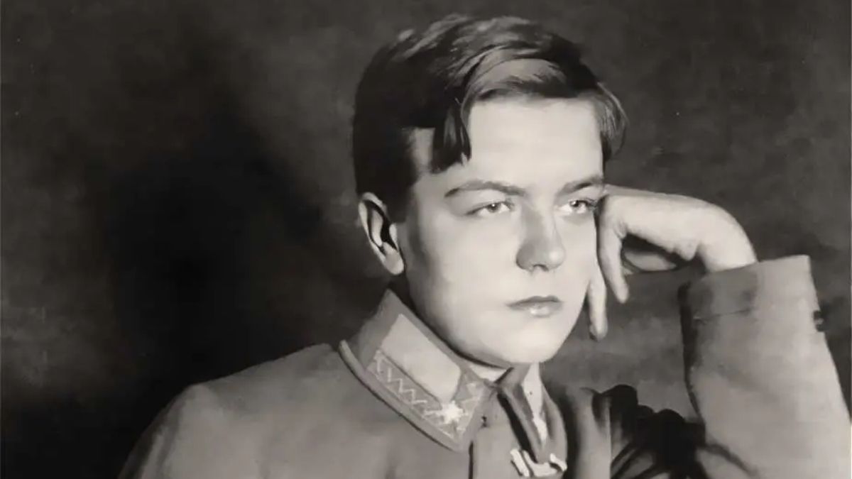 «Оригінальний хорунжий» Софія Галечко