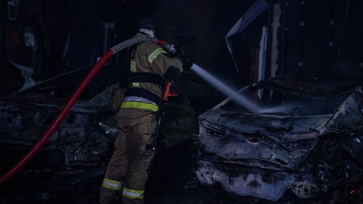 Київ та Черкаси опинилися під атакою російських БпЛА, є постраждалі