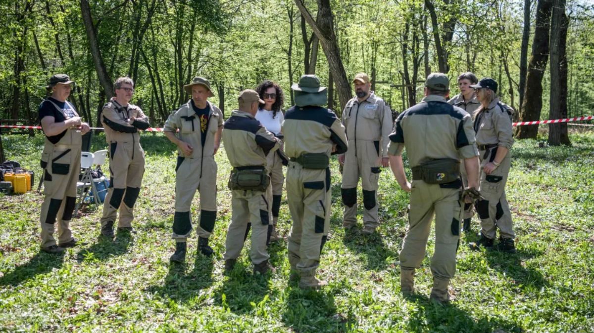 У Мінкульті розповіли про знахідки під час ексгумації у селі Пужники на Тернопільщині