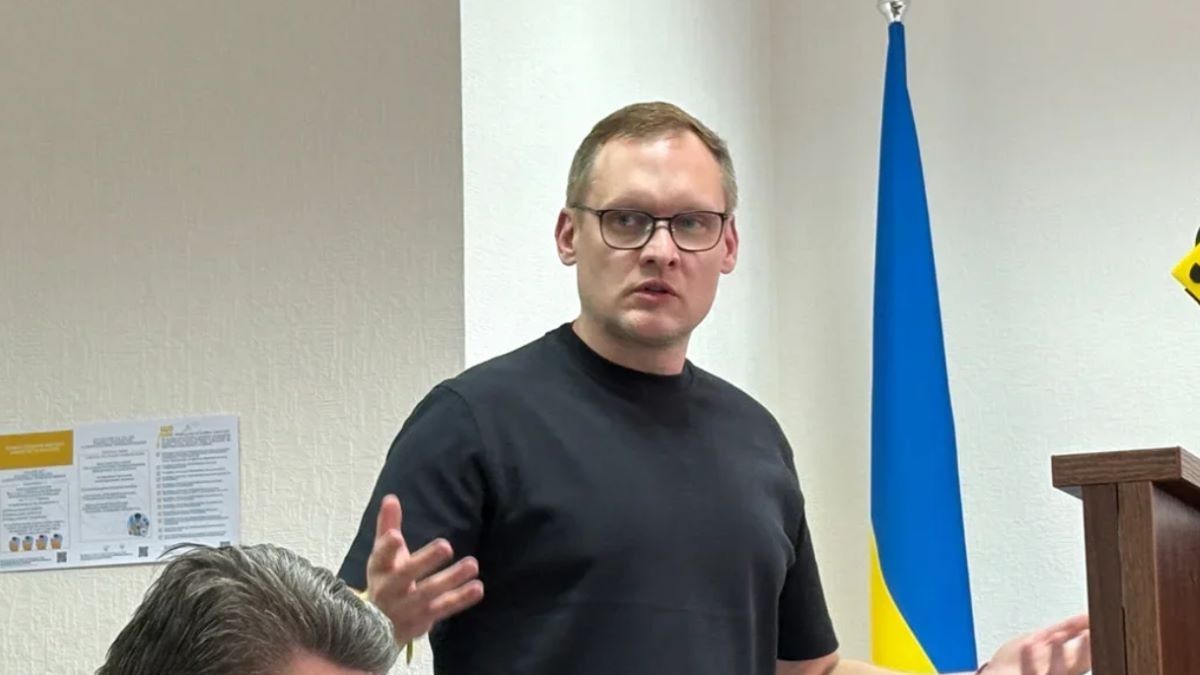 Ексзаступника керівника Офісу президента Андрія Смирнова взяли під варту із заставою 18 млн грн
