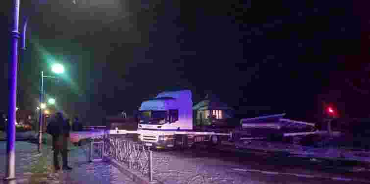 Винуватець серйозної ДТП на залізничному переїзді у Дубні уник покарання 