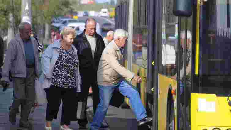 ЛМР програла апеляцію про обмеження безоплатного проїзду пенсіонерів в міському транспорті