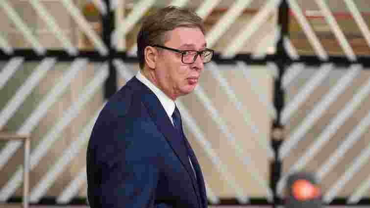 Литва та Латвія закрили небо для президента Сербії Вучича, який полетить на парад у Москву