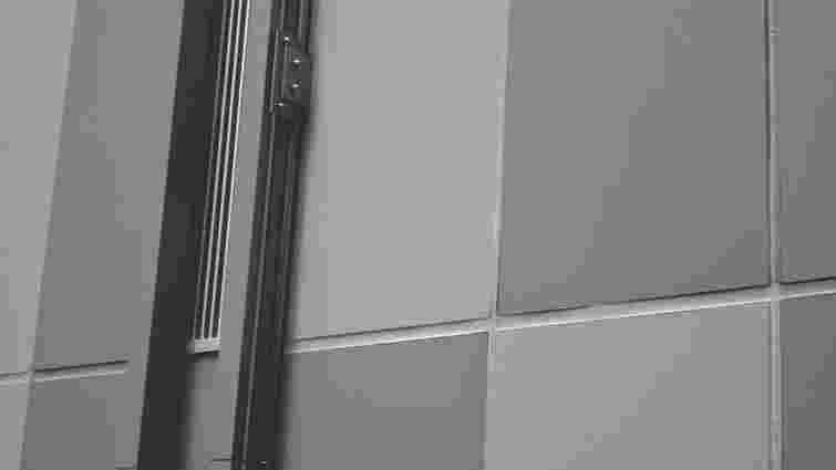 Як ефективно відбілити шви плитки: прості поради для ідеального результату 