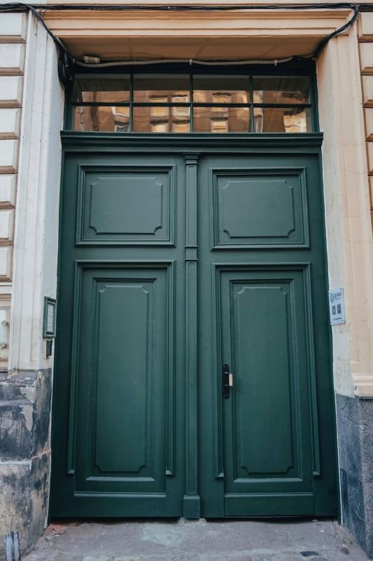 вул. Івана Франка, 3