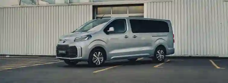 Львівська облрада відмовилась повідомити, хто погодив купівлю автомобіля за 2,7 млн грн