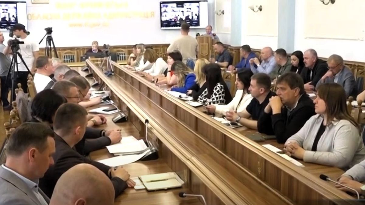 На Прикарпатті 15 громад не виділили жодної гривні на ЗСУ з залишків бюджету