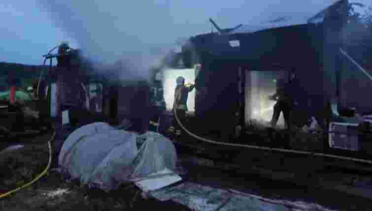 У селі біля Львова на пожежі в літній кухні загинула людина