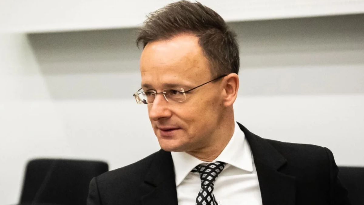 Угорщина відклала переговори з Україною щодо нацменшин