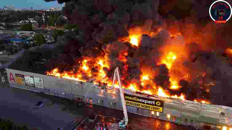 Дональд Туск звинуватив російські спецслужби в підпалі торгівельного центру у Варшаві 