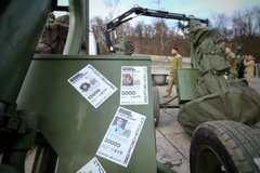 «Хочеться думати – люди бачать, що я віддаю своє»