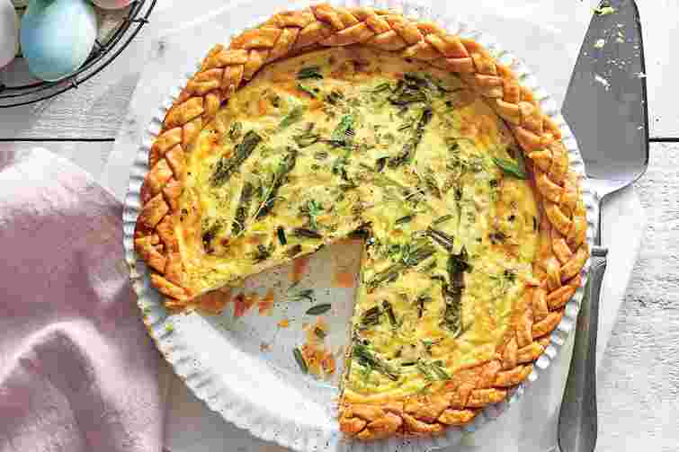 Кіш зі спаржею. Рецепт дня