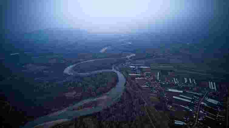 На Закарпатті 60-річний мешканець села впав у Тису і загинув