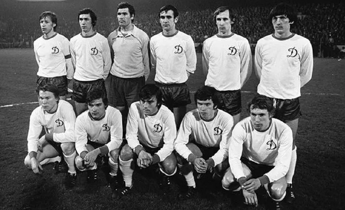 Київське «Динамо» (зліва направо): стоять – Віктор Колотов, Анатлій Коньков, Євген Рудаков, Стефан Решко, Володимир Вєрємєєв, Михайло Фоменко; сидять – Олег Блохін, Віктор Матвієнко, Володимир Трошкін, Володимр Мунтян, Володимир Онищенко
