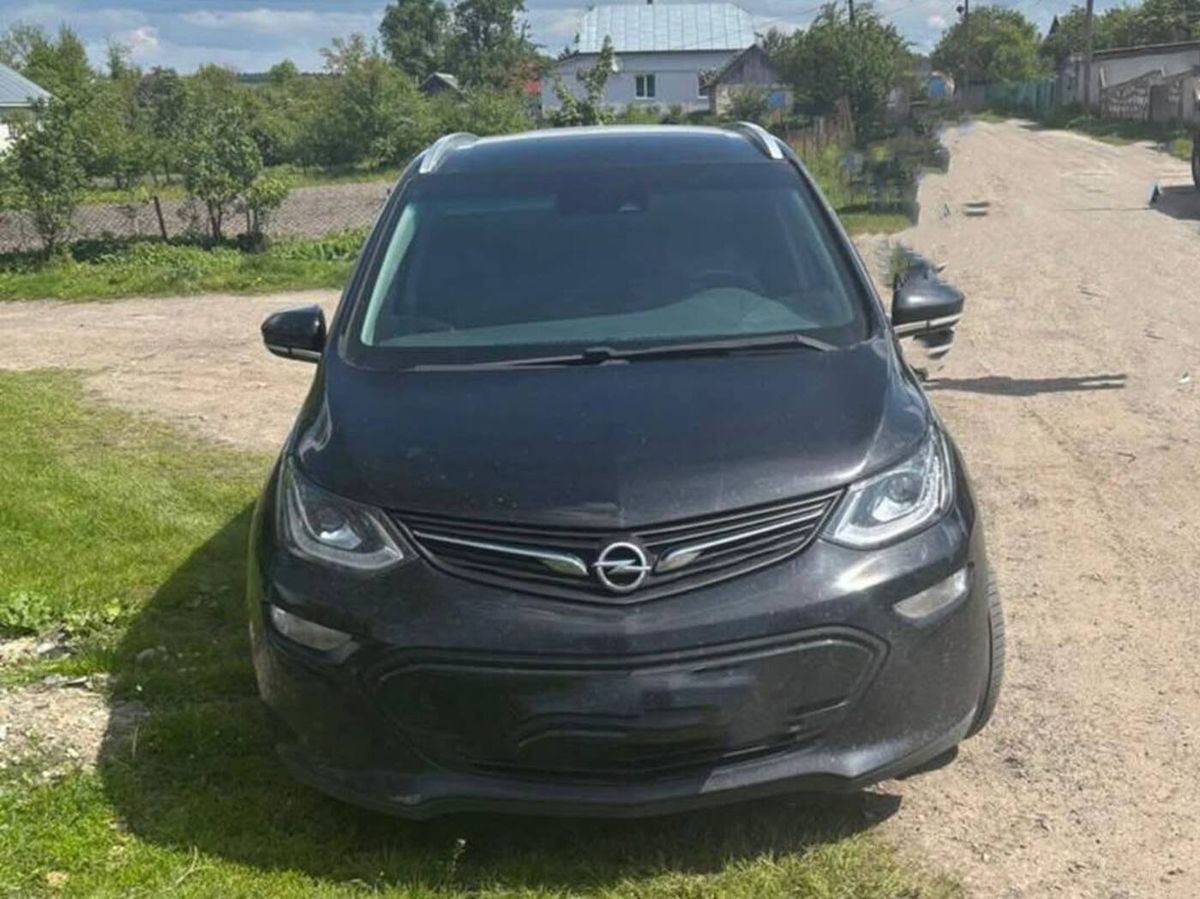 На Стрийщині 31-річна водійка Opel збила дворічну дитину