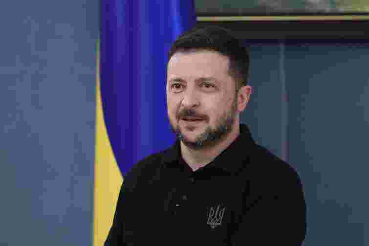 Рівень довіри українців до Володимира Зеленського зріс до 74%