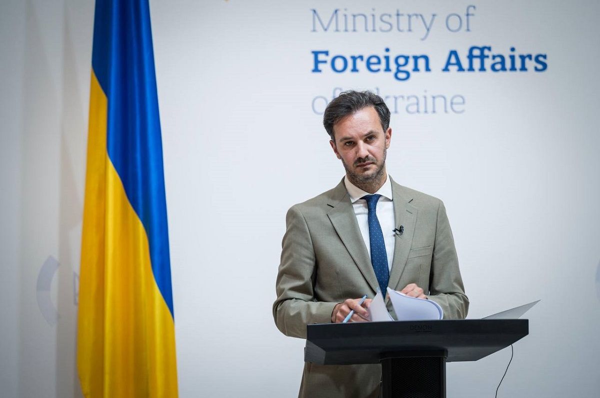 МЗС України заявило, що роль російського відомства – «гавкати з Москви»