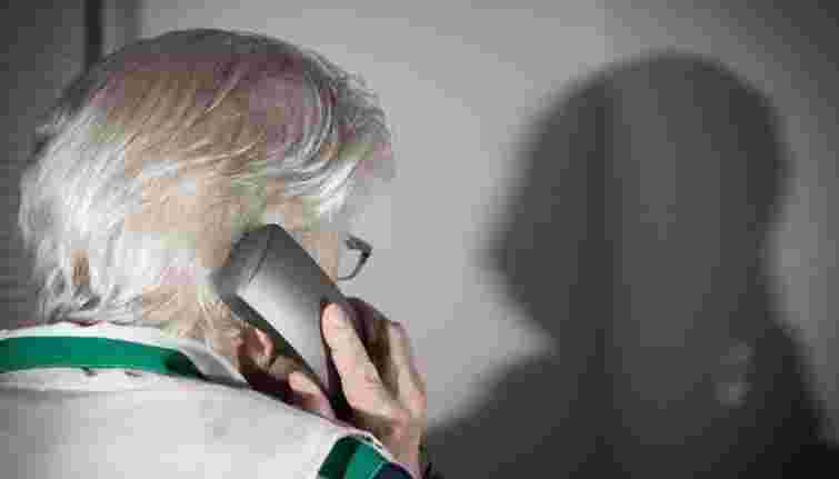 Шахраї залякали тернополянку державною зрадою і виманили 400 тис. грн 